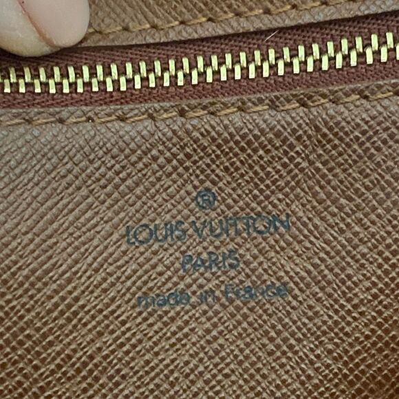 Authentic LOUIS VUITTON Trocadero 30 Monogram Shoulder Bag - Picture 12 of 17